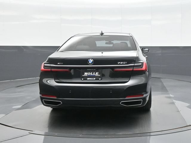 Used 2022 BMW 750i xDrive w/ Luxury Rear Seating Package AWD/4WD image 6