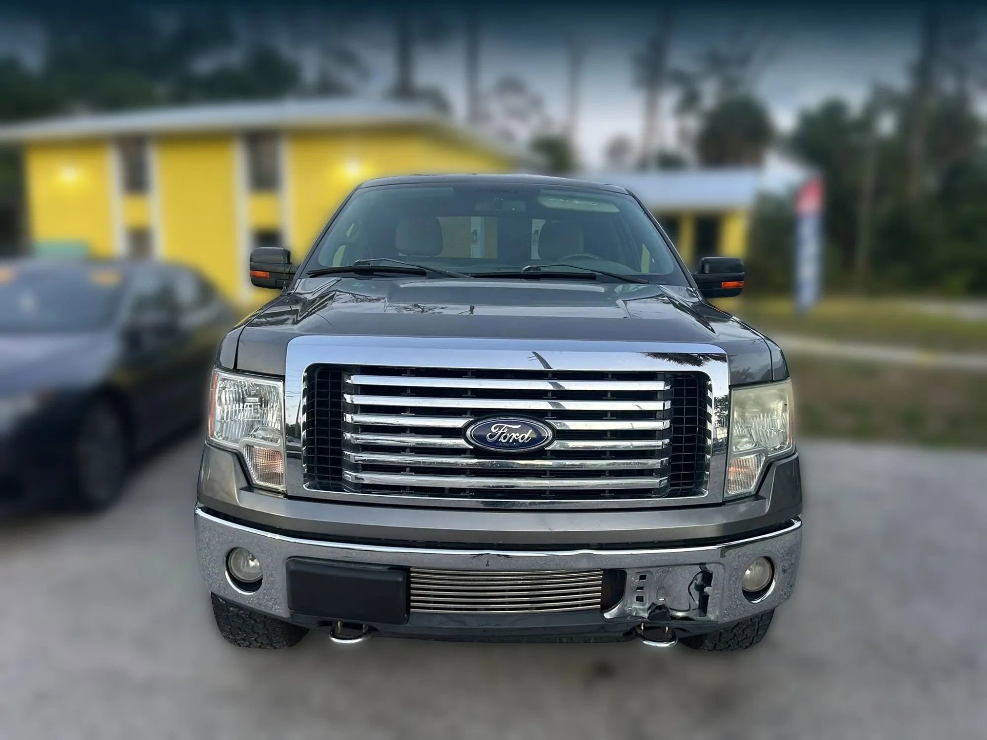 Used 2010 Ford F150 XLT AWD/4WD image 4