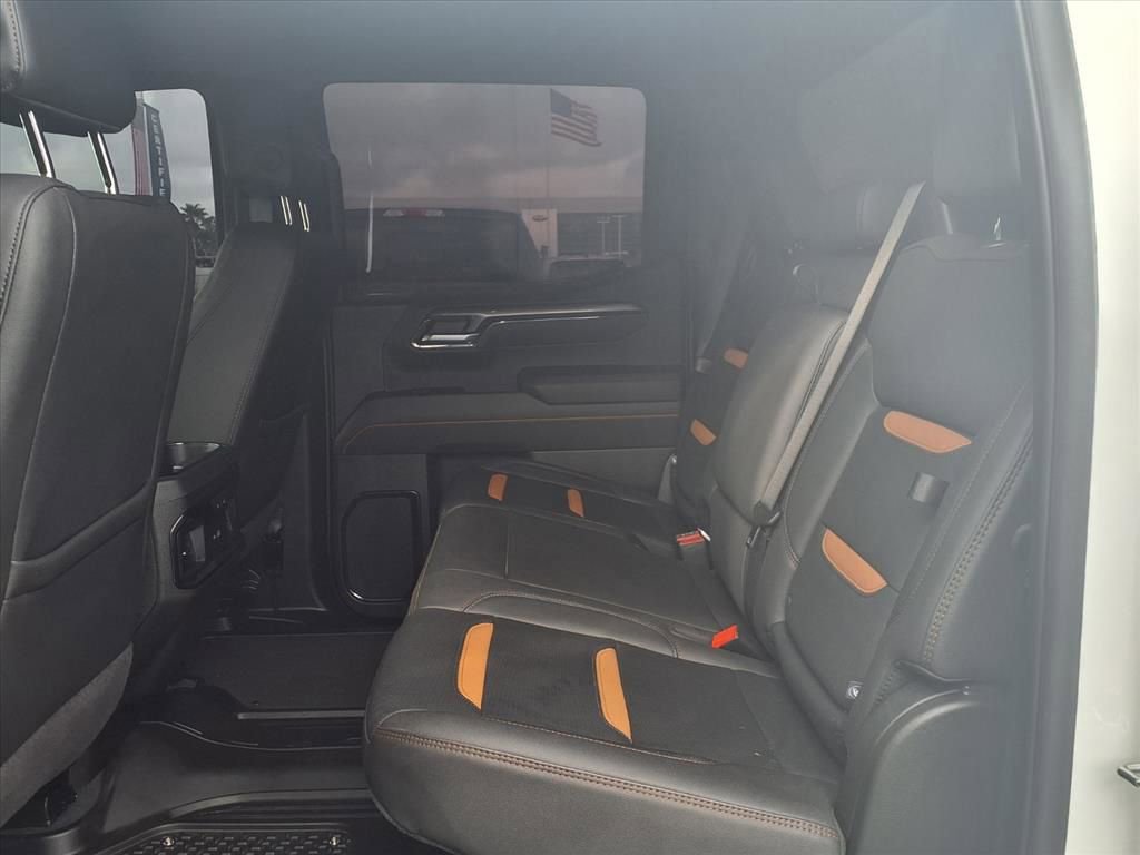 Certified 2025 GMC Sierra 1500 AT4 AWD/4WD image 17