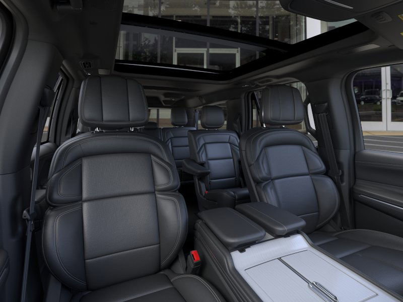 New 2025 Lincoln Navigator L Reserve w/ Jet Appearance Package image 10