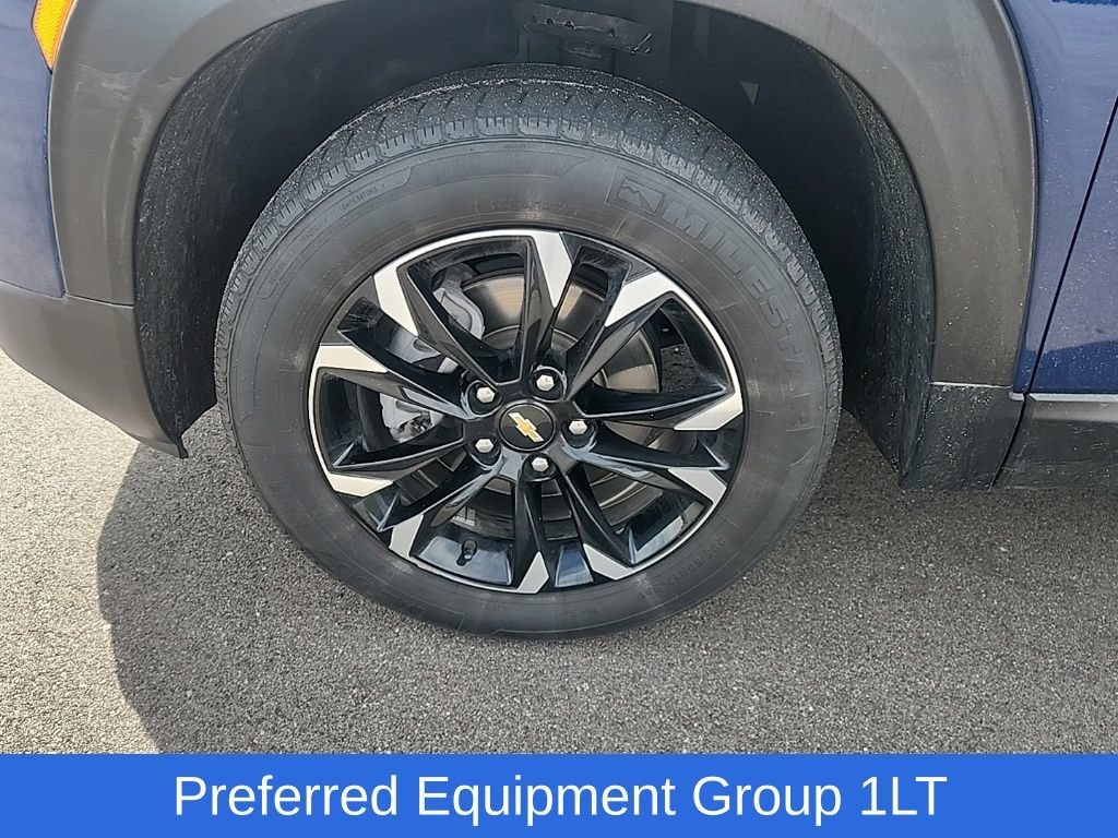 Used 2023 Chevrolet TrailBlazer LT AWD/4WD image 11
