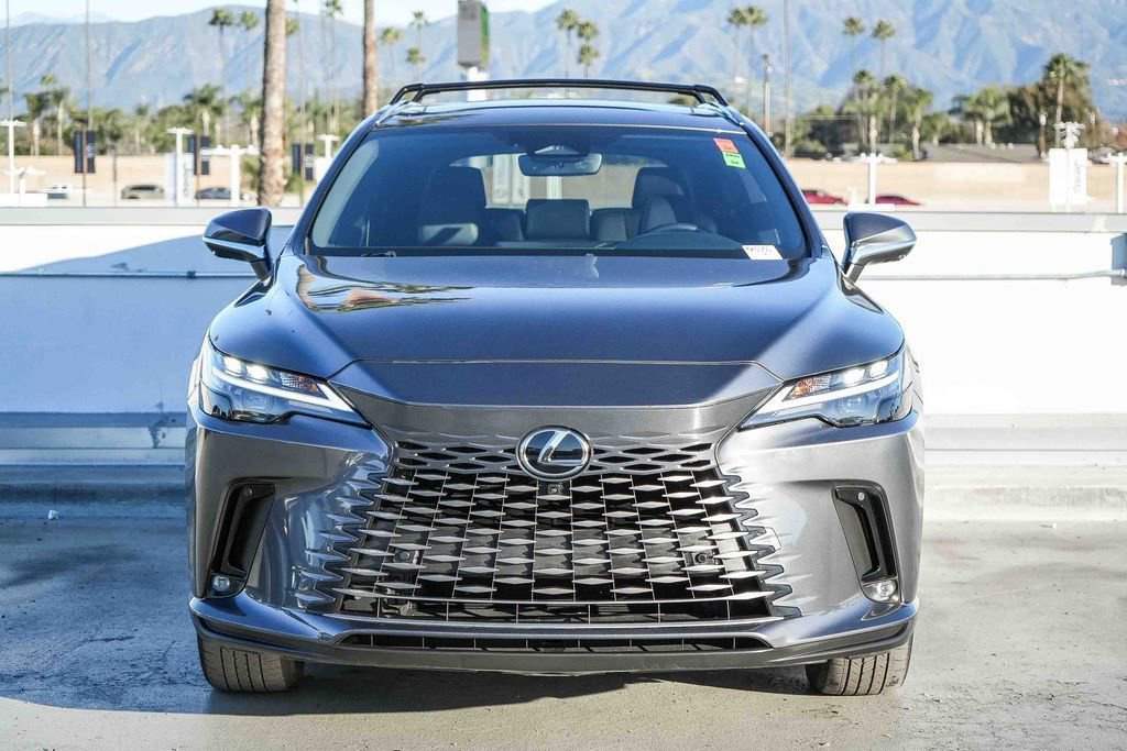 Used 2024 Lexus RX 350 Premium image 3