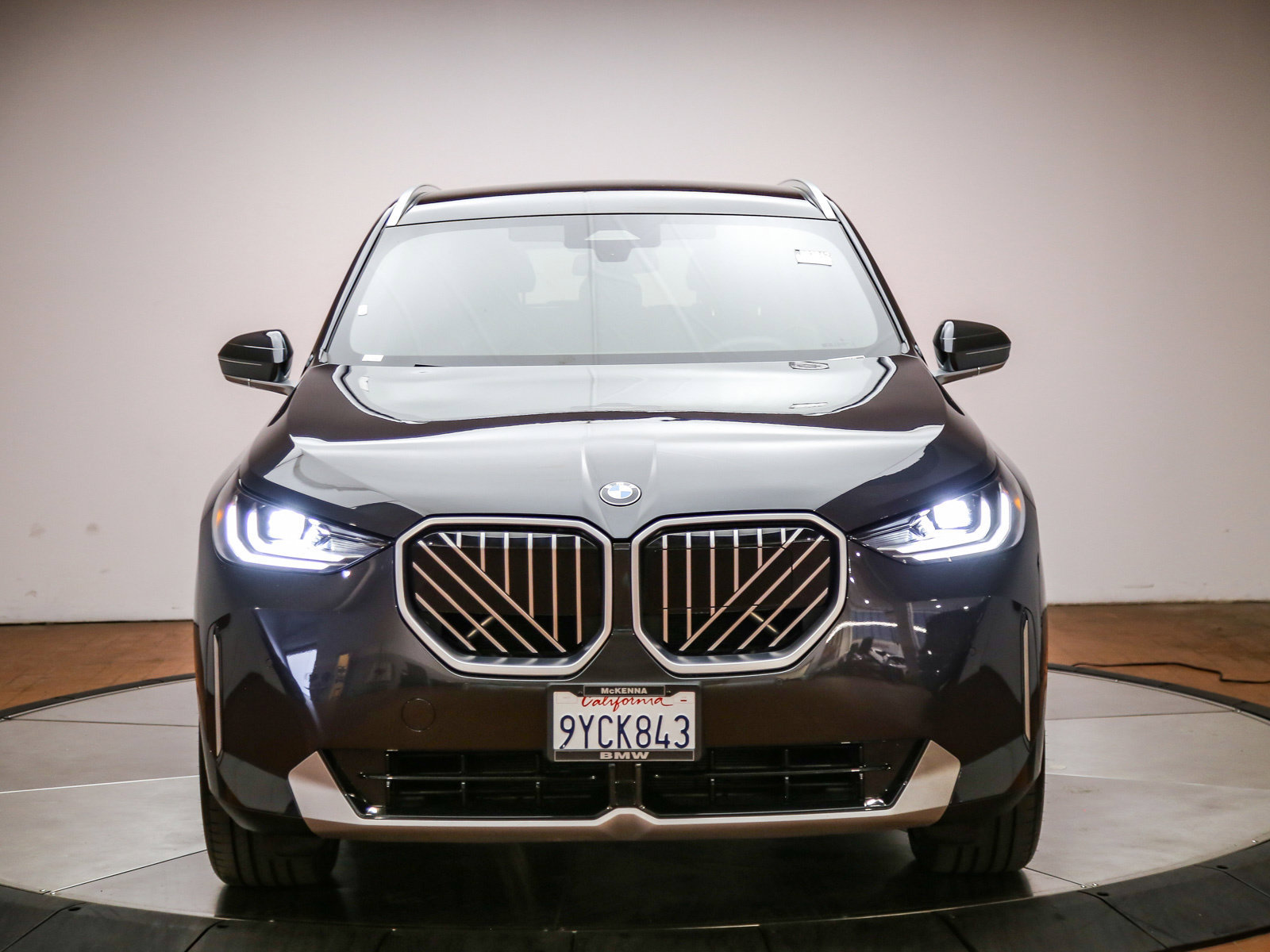 Used 2026 BMW X3 xDrive30i w/ Convenience Package AWD/4WD image 2