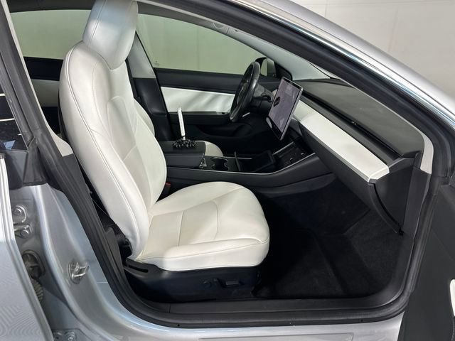 Used 2018 Tesla Model 3 Performance image 26