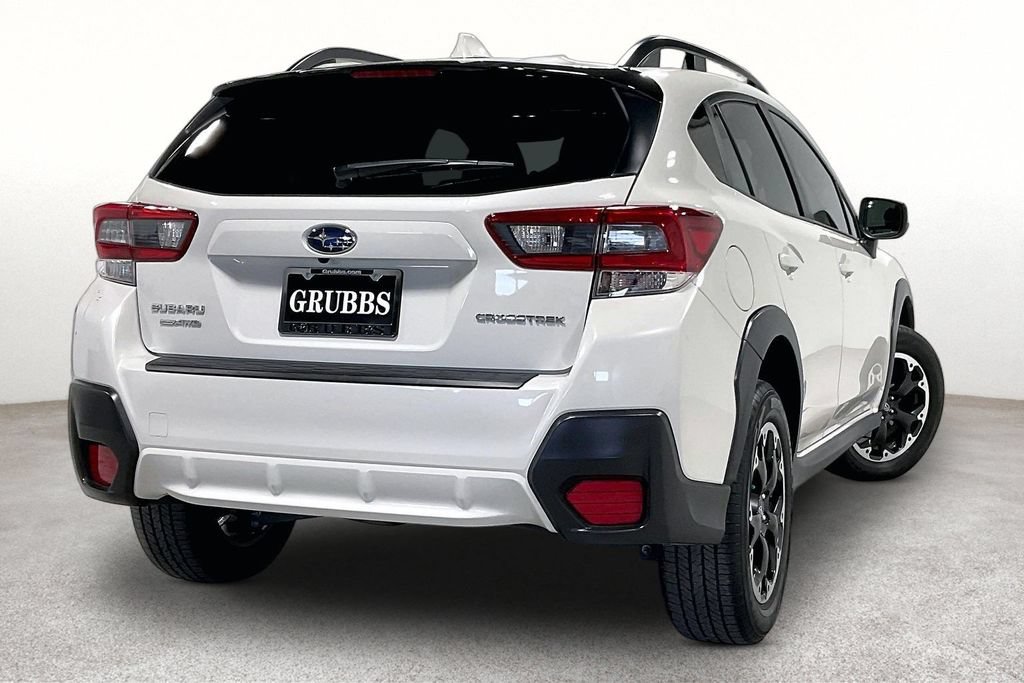 Used 2023 Subaru Crosstrek 2.0i Premium AWD/4WD image 2