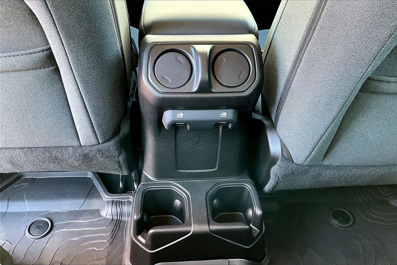 Certified 2025 Jeep Wrangler Sport image 14