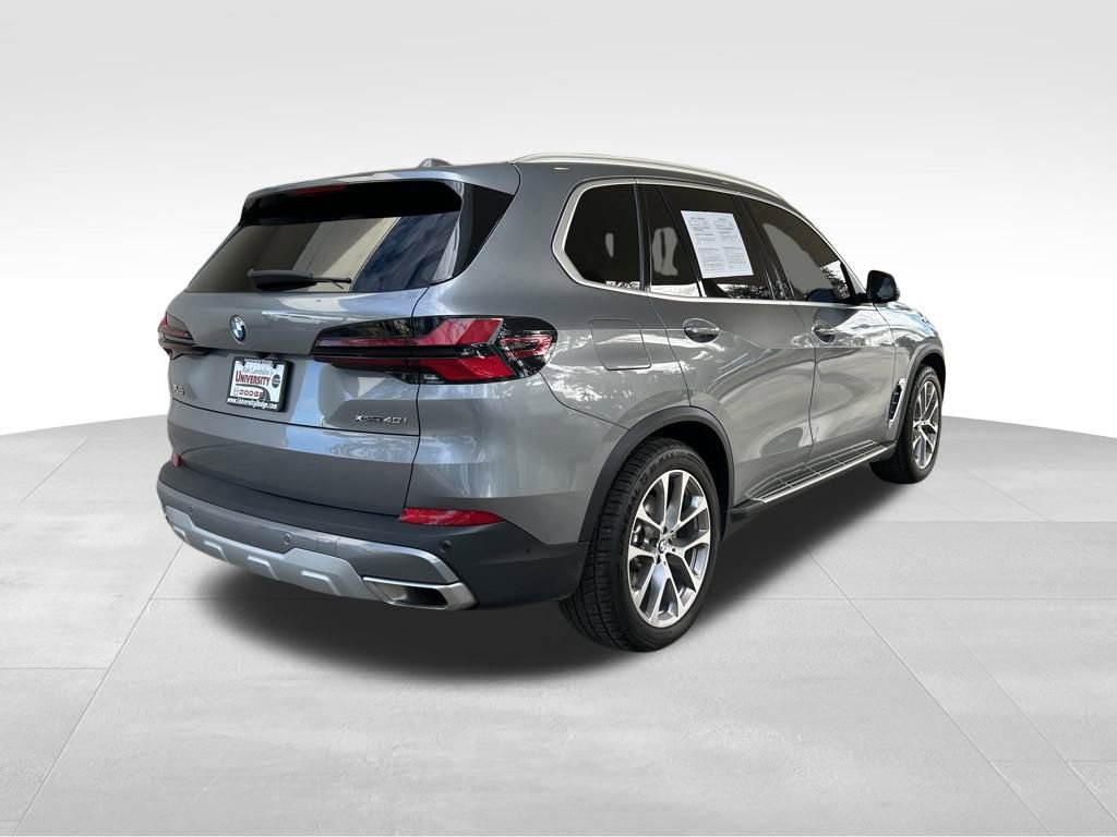 Used 2024 BMW X5 xDrive40i image 3