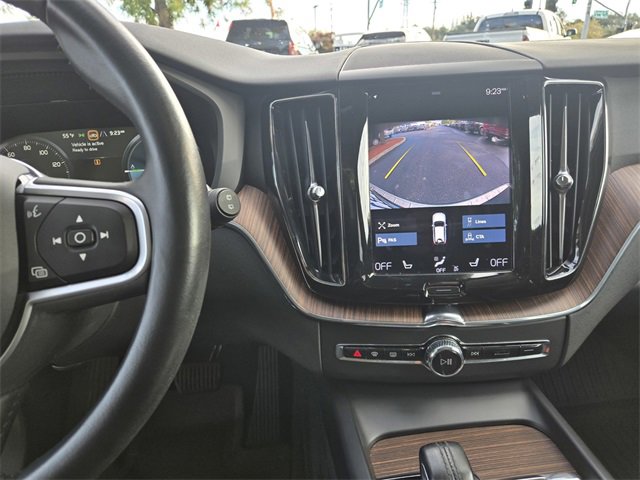 Used 2021 Volvo XC60 T8 Inscription Expression w/ Protection Package Premier image 13