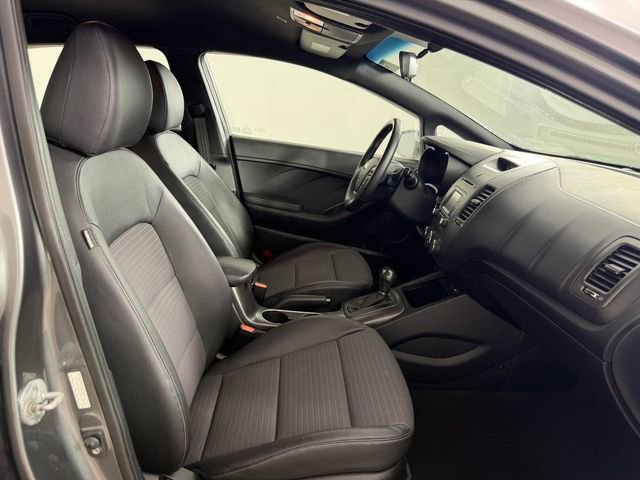 Used 2016 Kia Forte SX image 17