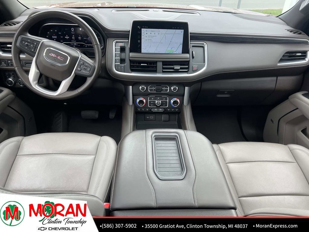 Certified 2022 GMC Yukon SLT w/ SLT Premium Package AWD/4WD image 15