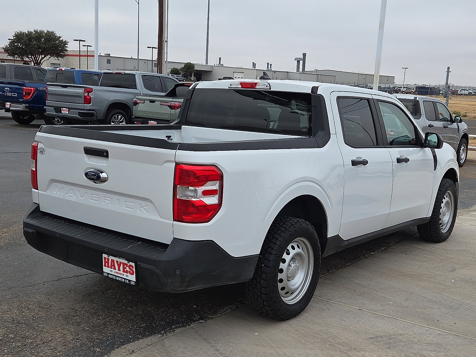 Used 2022 Ford Maverick XL image 4