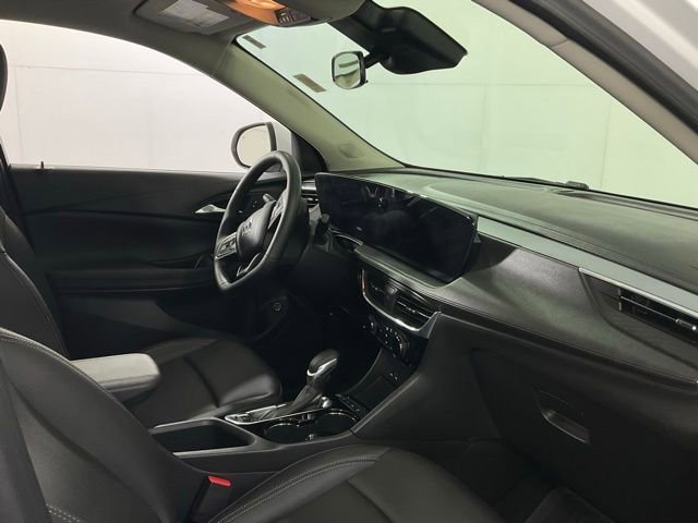 Used 2024 Buick Encore GX Sport Touring w/ Advanced Technology Package AWD/4WD image 29