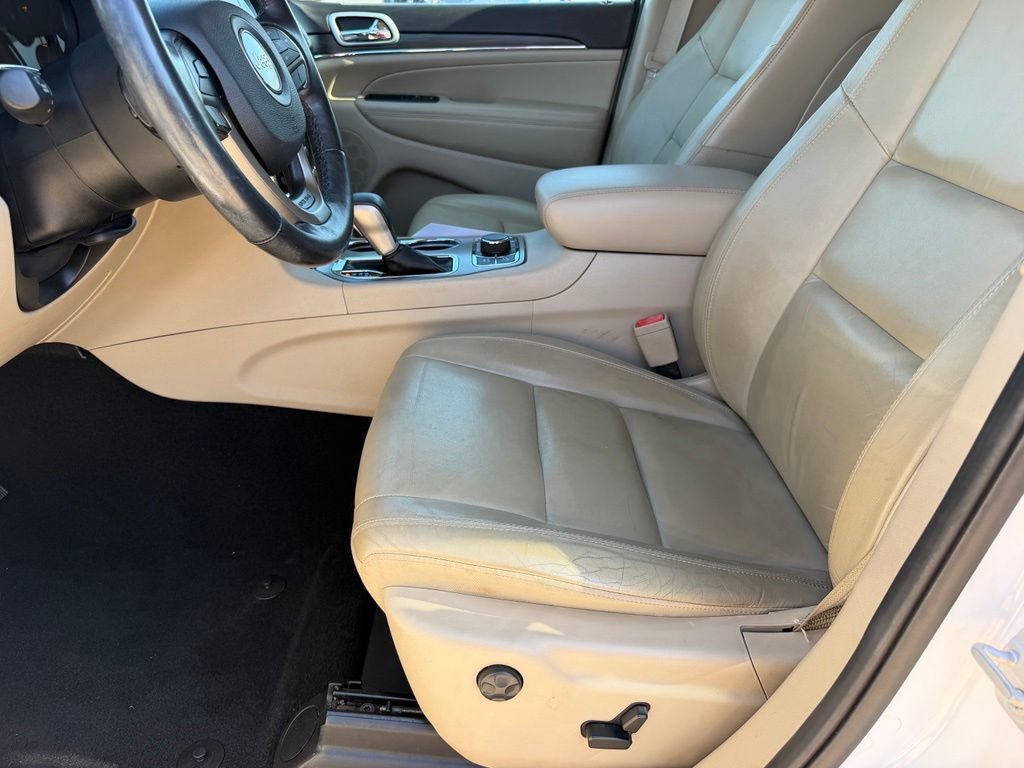 Used 2019 Jeep Grand Cherokee Limited w/ Trailer Tow Group IV AWD/4WD image 10