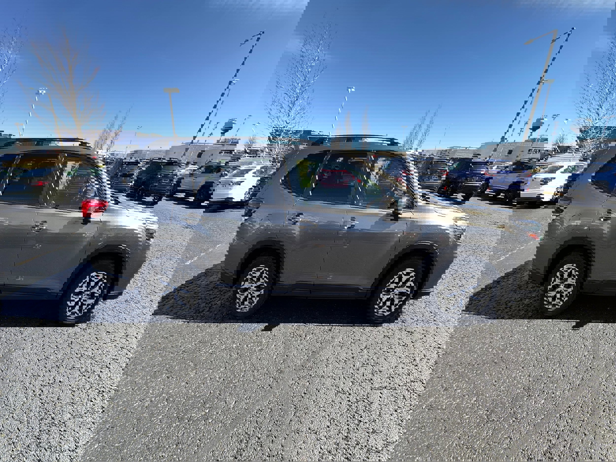 Used 2020 Subaru Forester Premium image 2