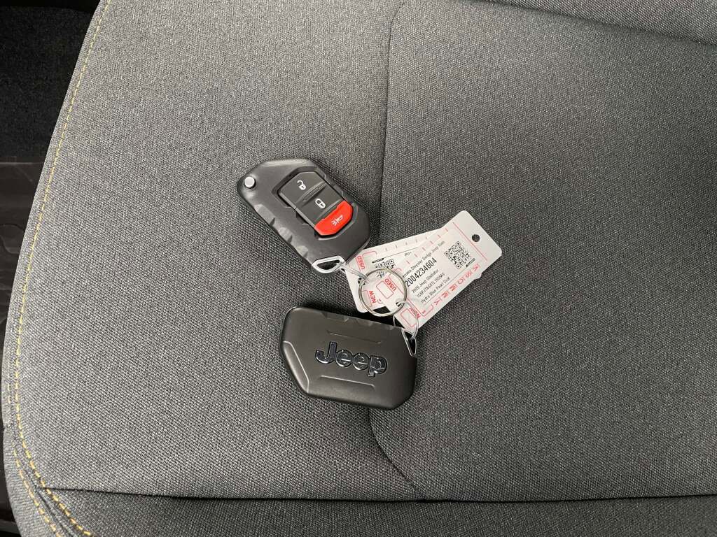 New 2026 Jeep Gladiator Willys image 28