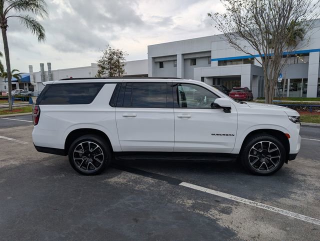 Used 2023 Chevrolet Suburban RST w/ Luxury Package RWD image 8