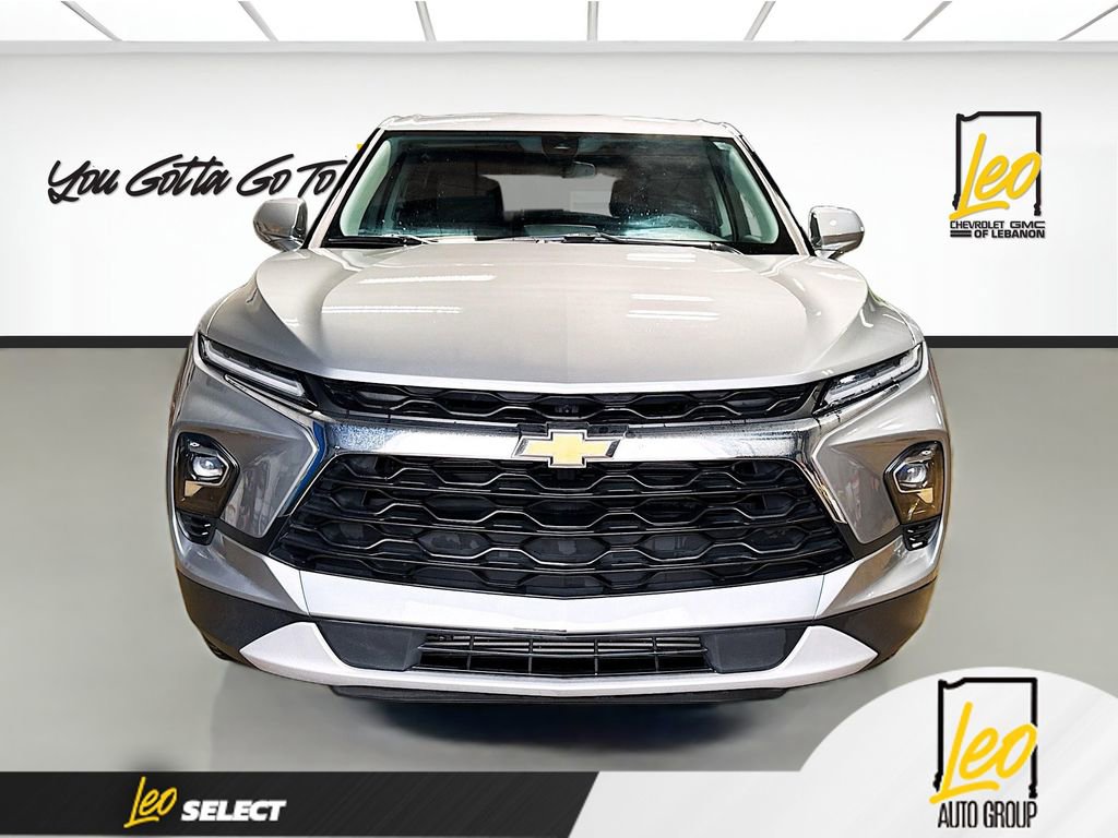 Used 2023 Chevrolet Blazer LT w/ Driver Confidence Package image 2