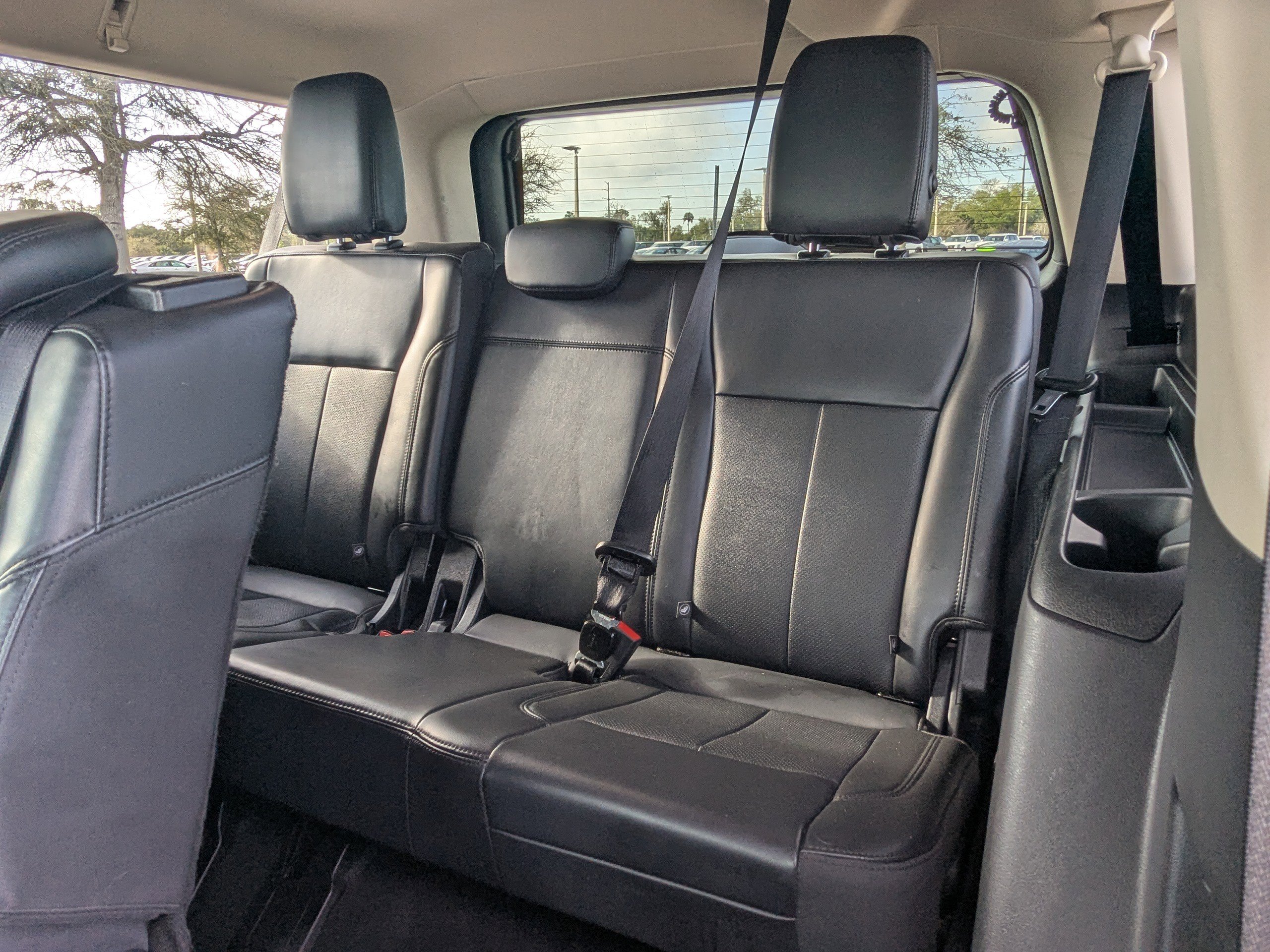 Used 2024 Ford Expedition Max XLT image 16