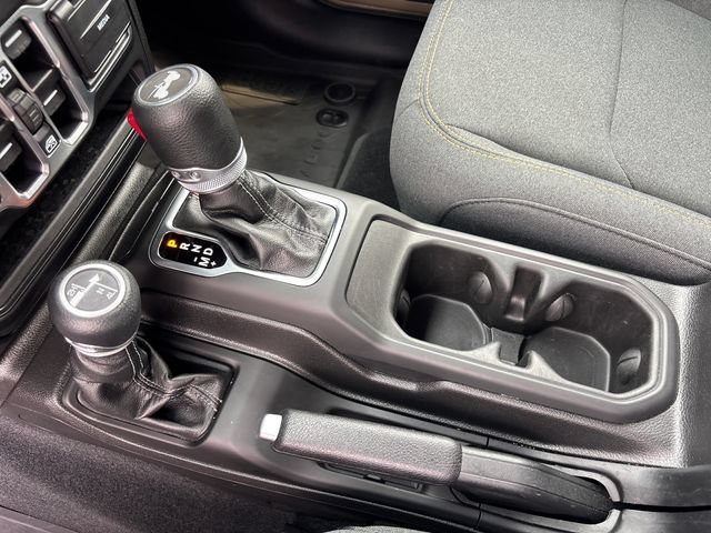 Used 2025 Jeep Wrangler Unlimited Sport AWD/4WD image 24