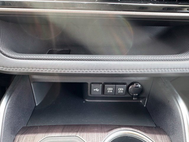 Used 2021 Toyota Highlander Limited AWD/4WD image 13