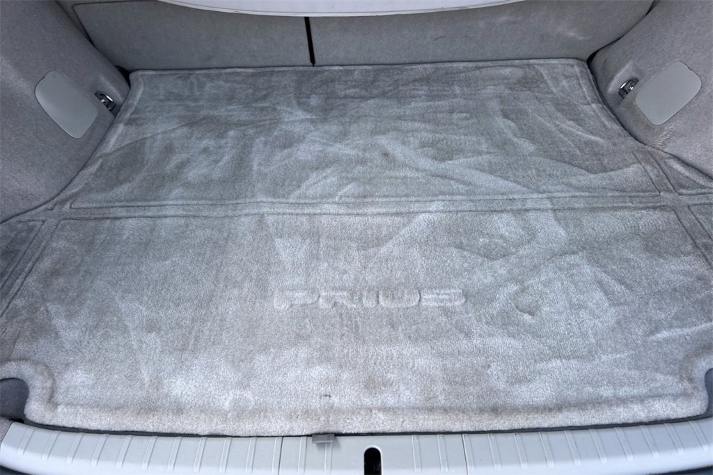 Used 2013 Toyota Prius Four image 17