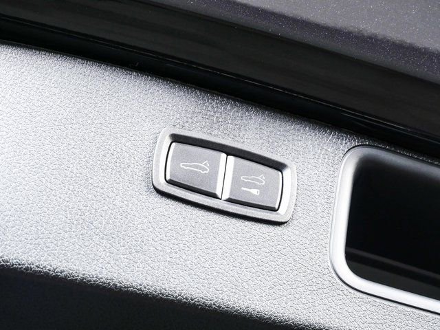 New 2026 Porsche Macan S AWD/4WD image 32