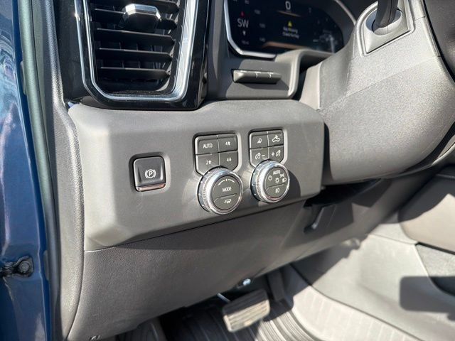 New 2026 GMC Sierra 2500 Denali Ultimate AWD/4WD image 16