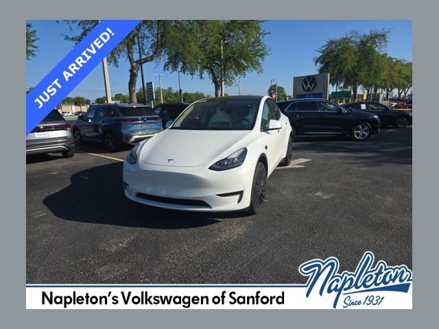 Used 2023 Tesla Model Y Long Range image 1