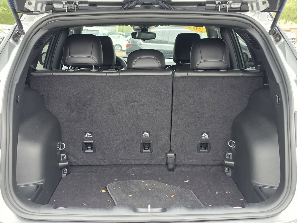 Used 2022 Jeep Compass Latitude FWD image 9