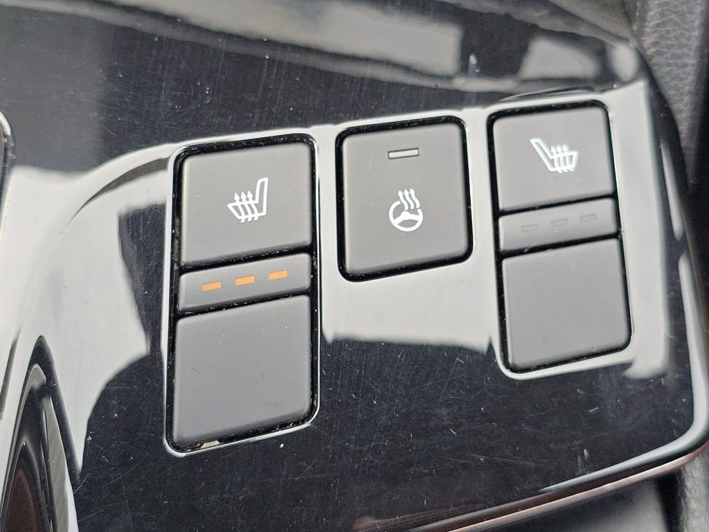 Used 2023 Kia Sportage SX image 7