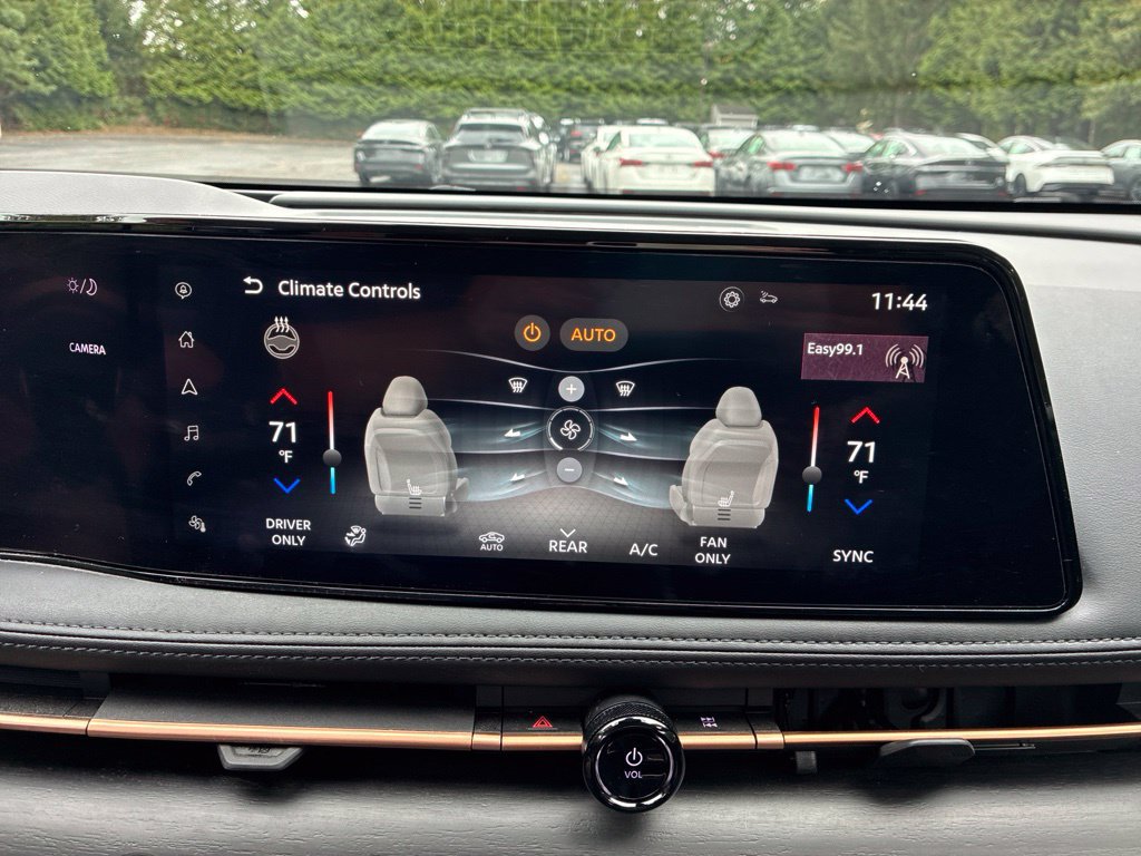 Certified 2024 Nissan Ariya AWD image 20