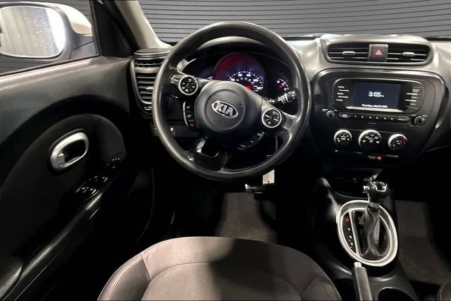 Used 2018 Kia Soul FWD image 8