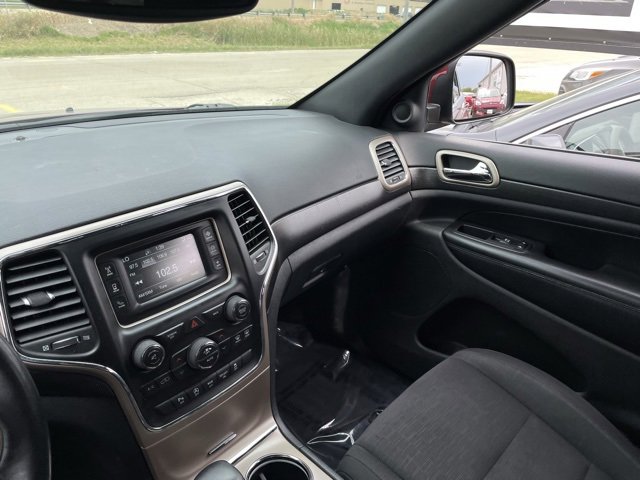 Used 2017 Jeep Grand Cherokee Laredo w/ Quick Order Package 23E image 14