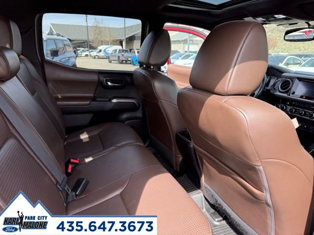 Used 2016 Toyota Tacoma Limited image 35