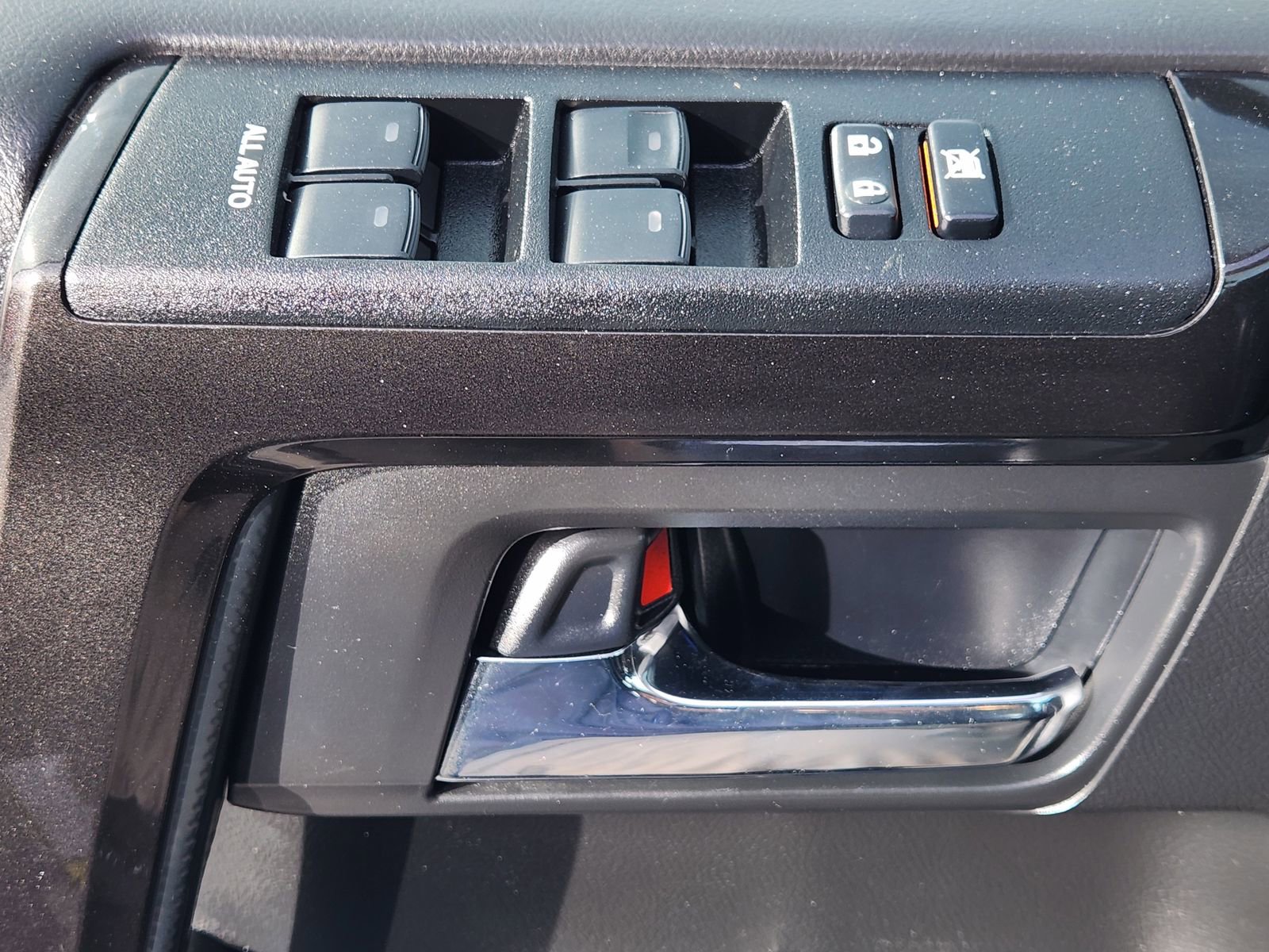 Used 2020 Toyota 4Runner Nightshade image 28