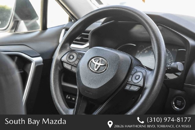 Used 2023 Toyota RAV4 XLE FWD image 15