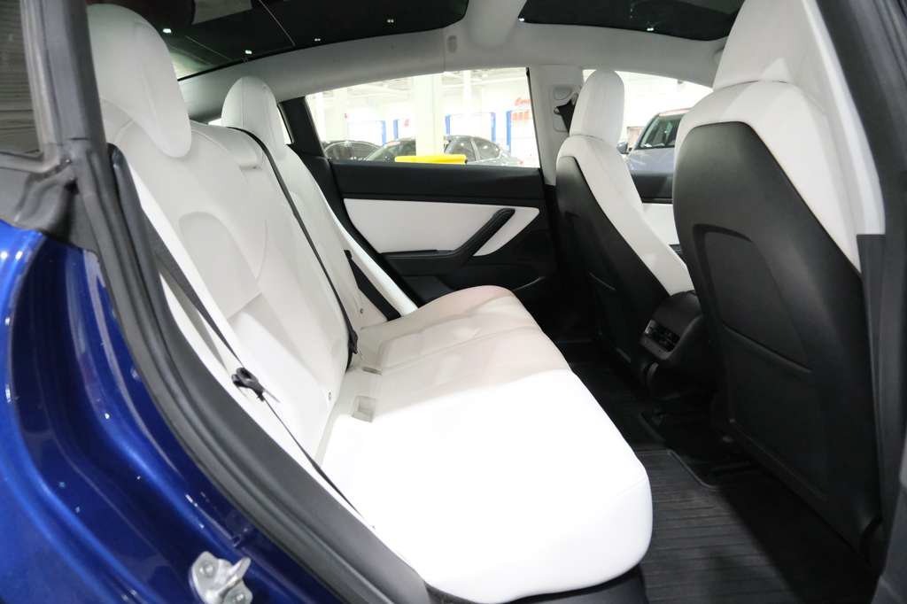 Used 2019 Tesla Model 3 Performance AWD/4WD image 23