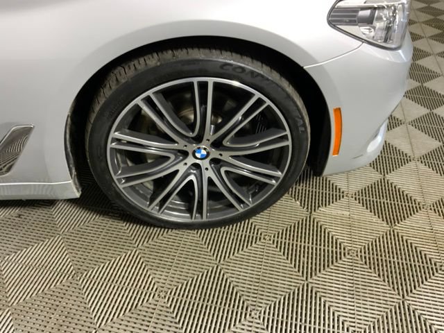 Used 2017 BMW 540i xDrive AWD/4WD image 36