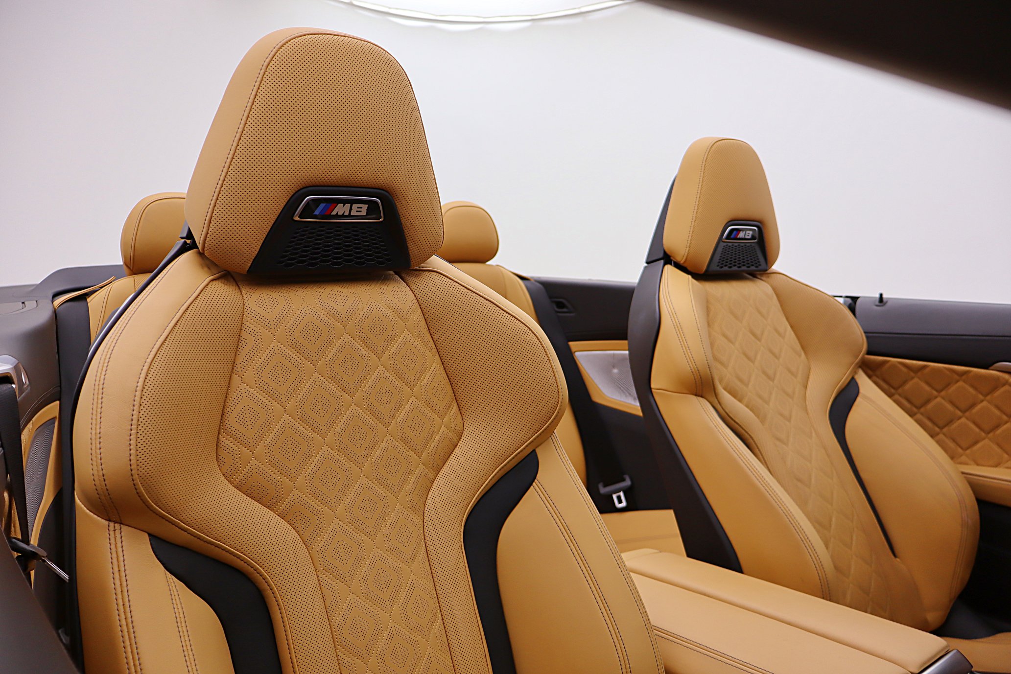 Used 2020 BMW M8 Convertible w/ M Driver's Package image 36