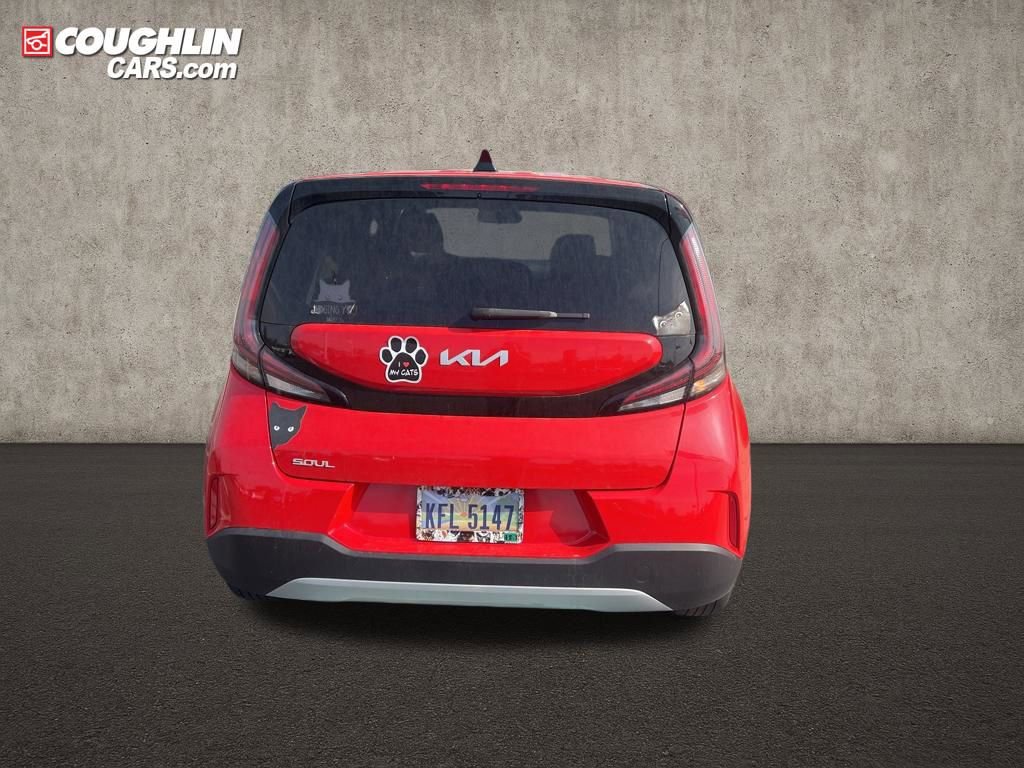 Used 2023 Kia Soul LX image 6