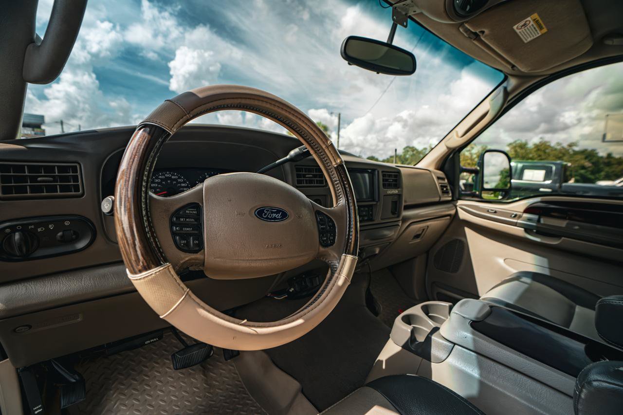 Used 2003 Ford Excursion Eddie Bauer AWD/4WD image 9