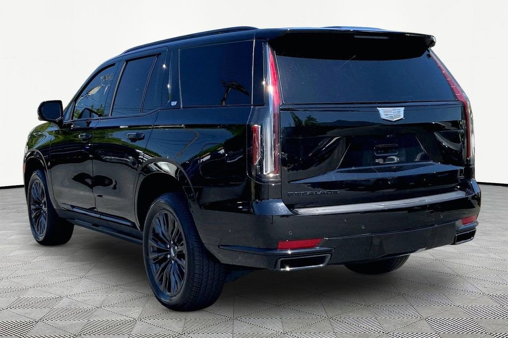 Used 2023 Cadillac Escalade Sport w/ LPO, ONYX Package image 4