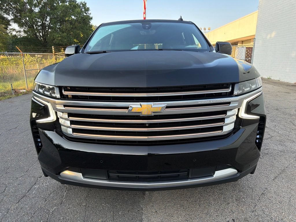 Used 2021 Chevrolet Suburban High Country w/ Premium Package AWD/4WD image 7