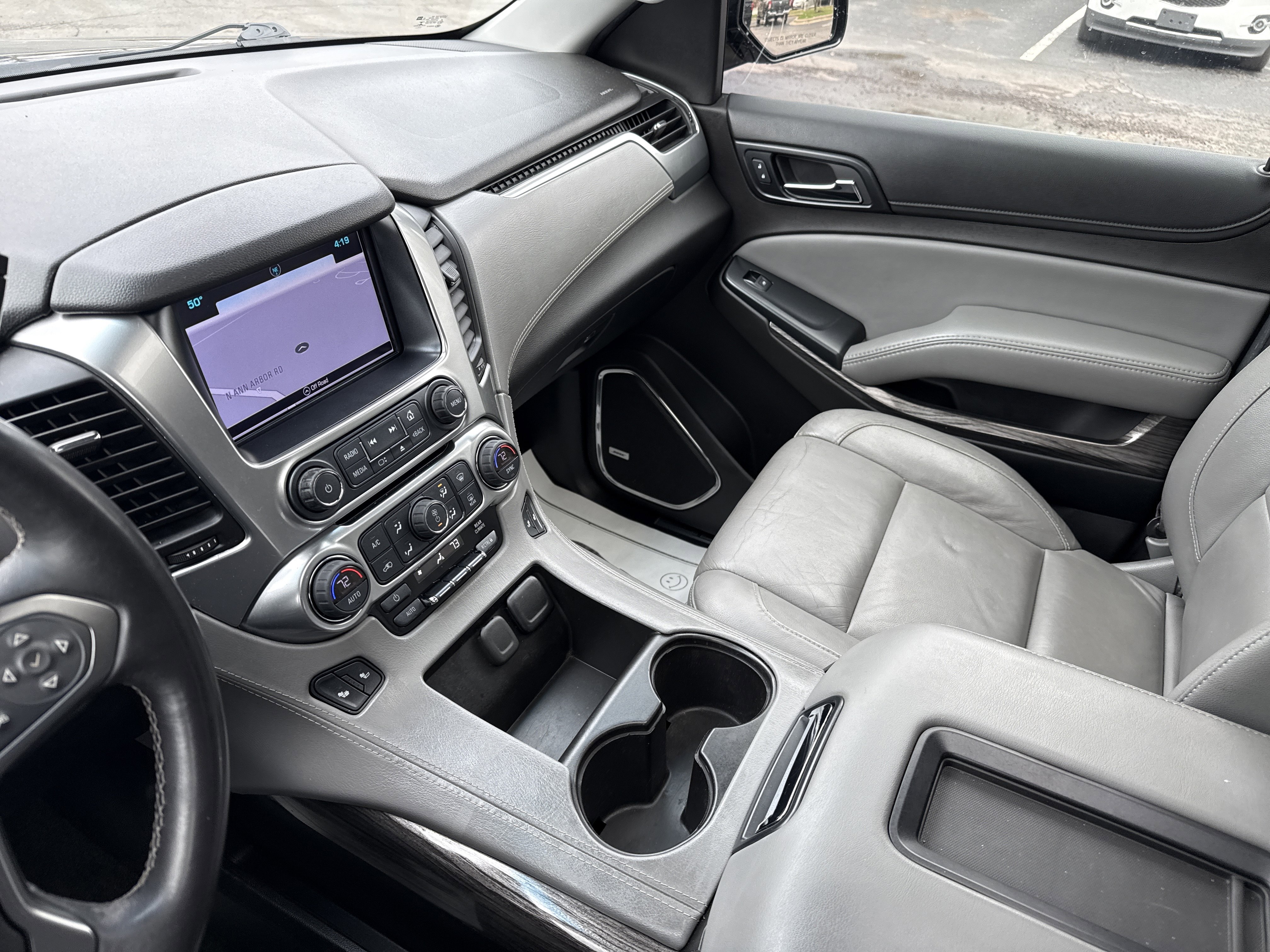 Used 2017 Chevrolet Tahoe LT image 27