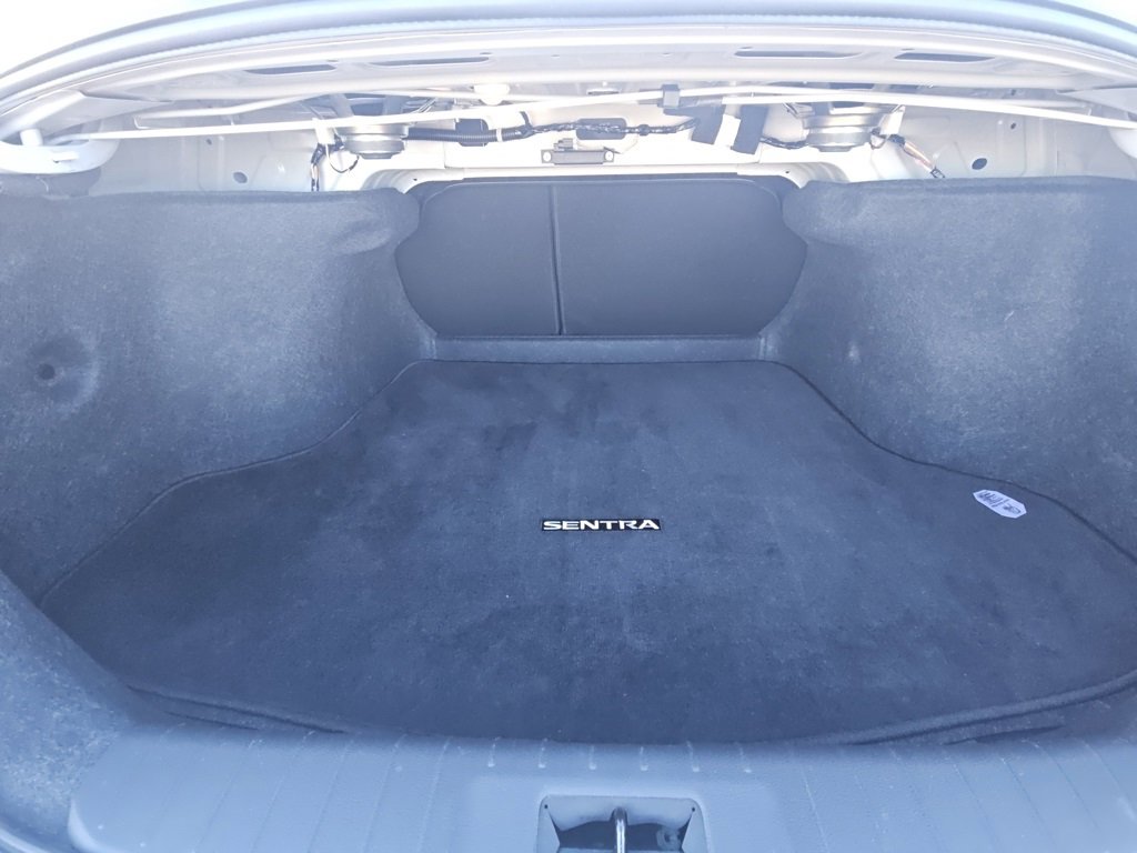 Used 2024 Nissan Sentra SV image 13