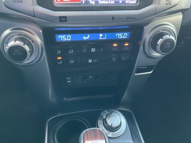 Used 2015 Toyota 4Runner Limited image 15