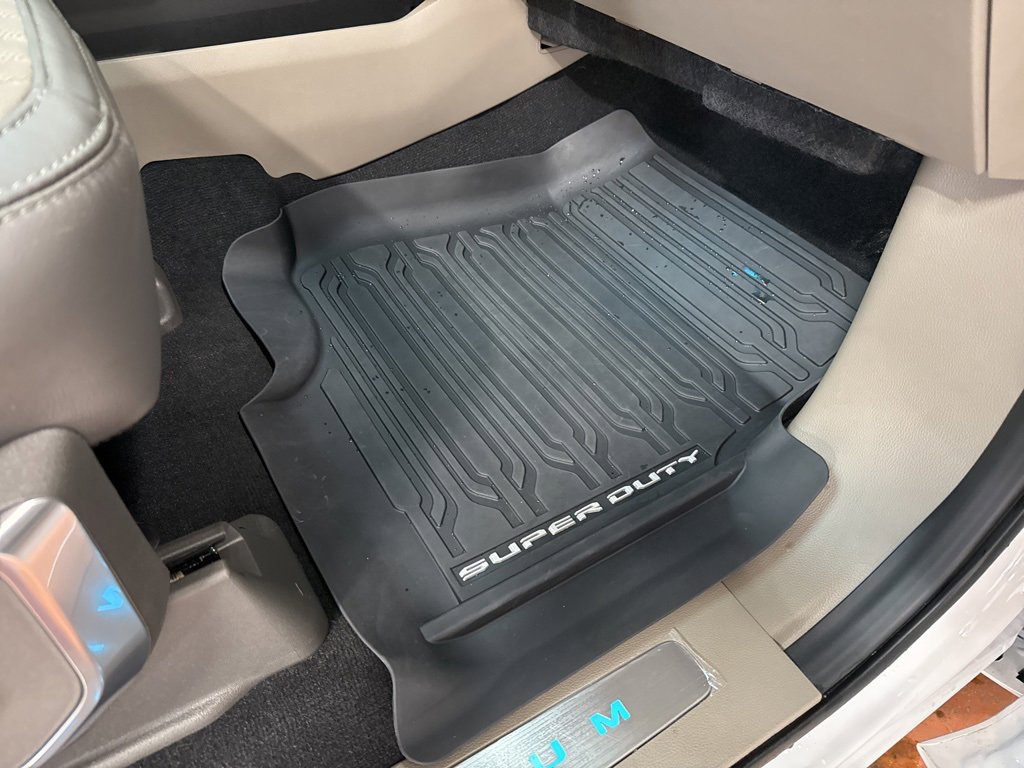 Used 2026 Ford F250 Platinum w/ Platinum Plus Package image 14