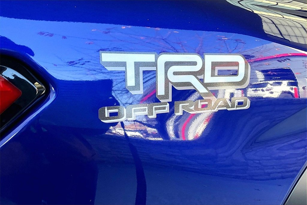 Used 2025 Toyota Tacoma TRD Off-Road image 21