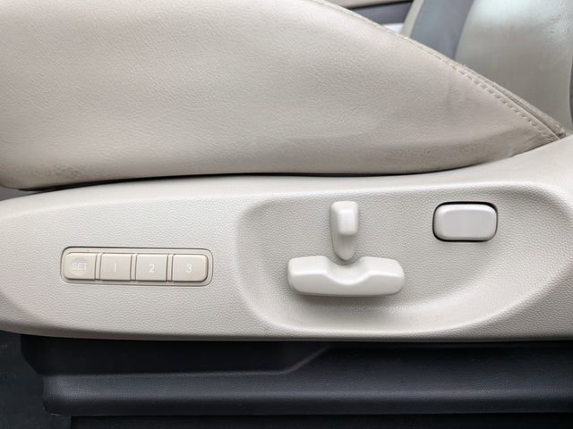 Used 2012 MAZDA CX-9 Grand Touring w/ Moonroof & Bose Audio Pkg FWD image 14