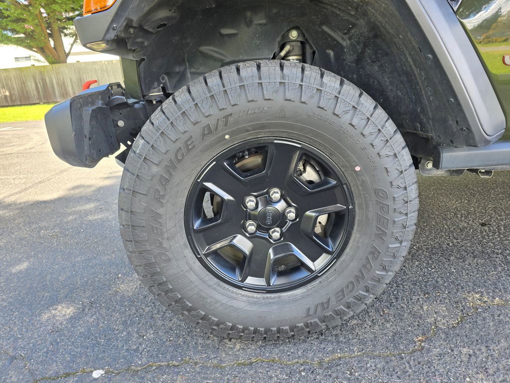 Used 2023 Jeep Gladiator Mojave w/ LED Lighting Group image 10